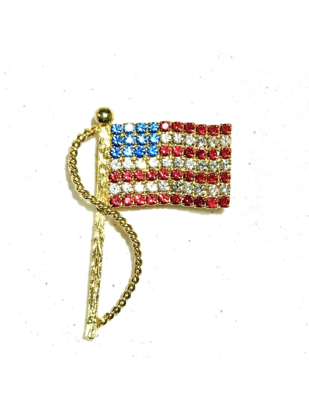 Vintage Sparkly Rhinestone American Flag Pin
